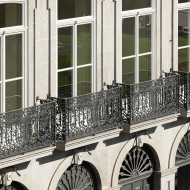 edifício de Mouzinho da Silveira w Porto